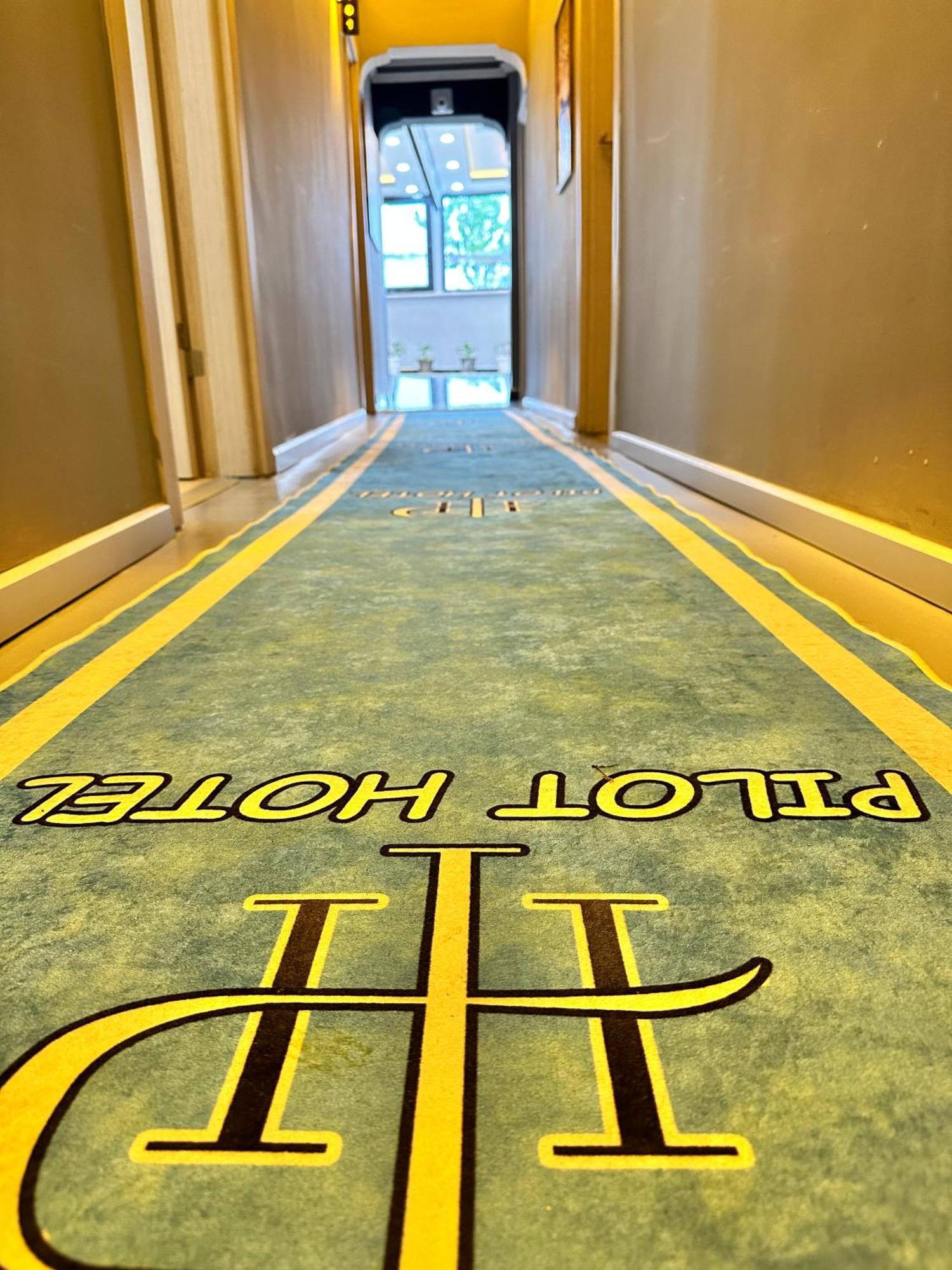Pilot Hotel Arnavutkoy Esterno foto